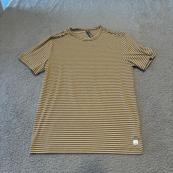 Vuori Men's Short Sleeve Current Stripe Tee Color: Bronze Size Medium V1021 fall - Picture 1 of 16